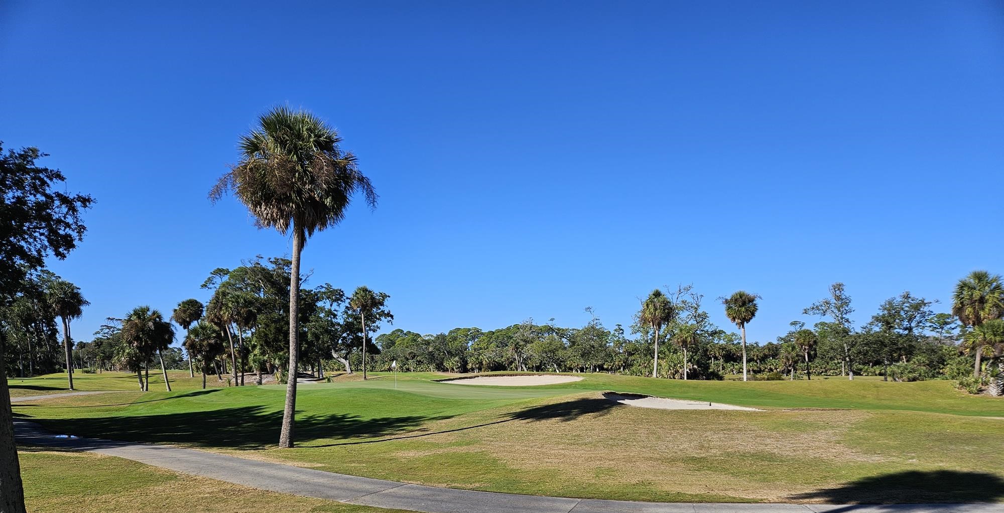 Follow - 2024 Women's Golf Championship Day 1
